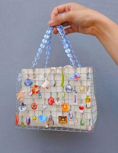 “Dear Diary” Charmie Bag - Pick Your Picto-Charms™ – Haricot Vert Pola Gelang, Handmade Wire, Silver Spring, Beaded Bags, Cute Bags, Diy Bag, Dear Diary, Diy Fashion, Diy Clothes