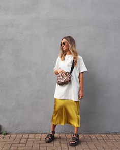 Shop COLLUSION satin maxi slip skirt in … and other curated products on LTK, the easiest way to shop everything from your favorite creators. Rock Outfit, Slip Skirt, Mode Inspiration, Primavera Estate