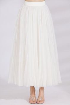 Shop for Shriya Som White Flared Midi Skirt for Women Online at Aza Fashions Organza Midi Skirt, Midi Skirt White, Flared Midi Skirt, White Flares, Midi Flare Skirt, Wear Crop Top, Skirt For Women, Skirt White, Skirts Online