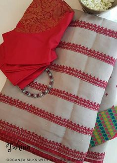 Suti Saree, Kutchwork Designs, Sari Embroidery, Gold Blouse Designs, Draping Styles, Saree Accessories, Kutch Embroidery