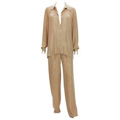 New Gucci Fully Embellished Evening Pant Suit Italian size 40 (Due to relaxed style will fit bigger size). Color - Tan Fully Embellished with Rhinestone Made in Italy New with tags. Evening Pant Suits, Salmon Pants, Gucci Runway, Gucci Suit, Gold Jacket, Pant Suits, Designer Jumpsuits, Pantsuits For Women, Fashion Sites