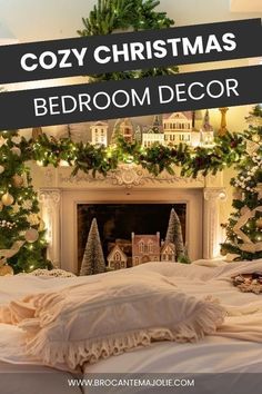 Guest Christmas Bedroom, Christmas Decorations In Bedroom, Rustic Christmas Bedroom Decor, Christmas Bedrooms Cozy, Cozy Christmas Room, Christmas Decor Hacks, Christmas Bedroom Aesthetic, Lights Headboard, Bedroom Christmas Decor Ideas