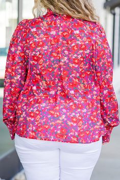 Elevate your spring wardrobe with our In The Warm Spring Air Top in a beautiful purple floral design! The perfect addition to your collection, this top exudes fresh and vibrant energy while adding a touch of femininity to any outfit! Embrace the season with this must-have piece! 100% Polyester Spring Floral Print V-neck Blouse, Spring Pink Top With Vibrant Print, Pink Vibrant Print Top For Spring, Spring Floral Print V-neck Tops, Feminine Purple Top With Floral Print, Floral Print V-neck Top For Spring, V-neck Floral Print Tops For Spring, Fitted Ditsy Floral Print Tops For Spring, Fitted Purple Floral Print Top