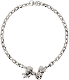 Cable chain choker-style necklace in white bronze-plated brass. · Graphic pendant · Logo-engraved flip-clasp fastening · L13.5 Supplier color: White bronze Jewelry Png, Star Piercing, Xoxo Jewelry, Bow Choker, Choker Style Necklace, Silver Bow, Choker Style, Chain Choker, Pretty Jewellery