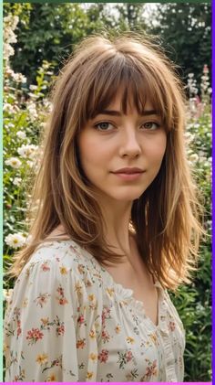 Easy French braid hair hack. Simple braid hair hack. Framed Face Bangs, Golden Brown Hair With Bangs, Medium Hair With French Bangs, Medium Brown Hair Bangs, Brown Medium Length Hair With Bangs, Bangs Above The Eyebrow, Light Brown Hair With Fringe, Honey Brown Hair With Bangs, Subtle Bangs Medium Hair