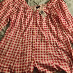 Size 2 Nwt Retro Gingham Blouse With 3/4 Sleeve Long Sleeve Gingham Top For Summer, Cute Gingham Long Sleeve Tops, Spring Day Out Plaid Tops, Long Sleeve Summer Top For Picnic, Spring Plaid Tops For Day Out, Spring Gingham Long-sleeve Top, Gingham Long Sleeve Tops For Spring, Long Sleeve Gingham Tops For Spring, Trendy Gingham Blouse For Spring