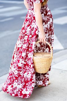 Burgundy Floral Maxi Dress Basket Bag Style Social Graces, Seagrass Basket, Bag Obsession, Designer Evening Dresses, Womens Fashion Inspiration, Burgundy Floral, Choose Joy