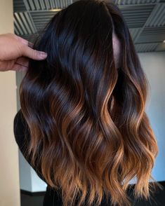 Dark Brown Hair Straight, Balayage For Dark Brown Hair, Black Hair With Brown Highlights, Balayage On Black Hair, Black Hair Ideas, Medium Brunette Hair, Black Hair Ombre, Brown Hair With Caramel Highlights, Balayage Hair Color Ideas