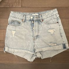 Hm Denim Shorts Size Eu 36 Us 4 Never Worn H&m High Waisted Casual Jean Shorts, H&m High Waisted Jean Shorts For Spring, H&m High Rise Jeans For Summer, Casual H&m Jeans Shorts, Trendy High Rise H&m Shorts, H&m Short Casual Jeans, Trendy H&m Medium Wash Bottoms, Trendy Mid-rise H&m Shorts, Trendy Mid-rise Jean Shorts By H&m