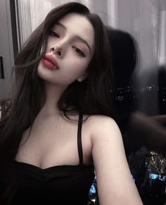 Makeup Layout, Uzzlang Girl, La Girl, Pretty Makeup, Girl Icons, Grunge Fashion, Ulzzang Girl, Group Chat