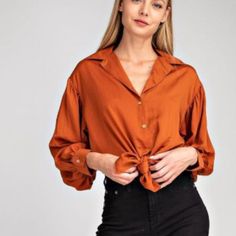 Balling Long Sleeve, Front Tie Knot. Versatile Blouse For Fall Brunch, Casual Button-up Top For Date Night, Fall Button-up Blouse For Brunch, Chic Collared Tops For Date Night, Casual Collared Blouse For Date Night, Fall Button-up Tops For Brunch, Elegant Collared Top For Brunch, Fall Brunch Button-up Tops, Elegant Shirt For Fall Brunch