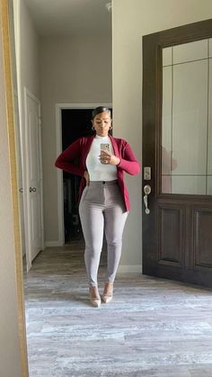 Woman’s Casual Work Outfits, Office Casual Outfit Black Women, Casual Work Outfits Dress, Black Women Corporate Outfits, Black Woman Business Casual, Cute Business Casual Outfits Black Women, Office Work Outfits Women, Office Baddie Outfits, Cute Work Outfits Business