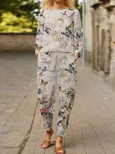 Casual Floral Butterfly Print Two-Piece Suit Fashion Themes, Pant Suits, Loungewear Sets, Draped Fabric, Women Set, Flower Fashion, Butterfly Print, Coat Dress, Luxury Fabrics