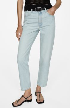 Refresh your wardrobe with light-wash, nonstretch jeans flaunting a high waist and tapered, ankle-grazing legs for a retro 'mom jeans' silhouette. Zip fly with button closure Five-pocket style 100% cotton Machine wash, line dry Imported Summer Cropped Tapered Leg Light Wash Jeans, High Rise Tapered Cropped Jeans For Spring, Spring High Rise Tapered Cropped Jeans, Spring Mom Fit Jeans With Tapered Leg, Spring Mom Fit Tapered Leg Jeans, Tapered High Waist Jeans For Spring, High Rise Mom Fit Cropped Jeans For Summer, Spring High Rise Mom Fit Cropped Jeans, Summer High Rise Mom Fit Cropped Jeans