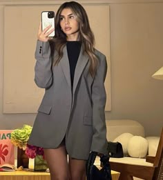 Dressy Dinner Outfit, Oversized Blazers, Women Dress Online, Races Outfit, Winter Fashion Outfits Casual, City Outfits, Night Out Outfit, Asian Outfits, Fall Fashion Outfits