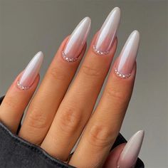 Pearl Glossy False Nail Short Almond Glitter Press on Nails for Nail Art 24pcs Bodybuilding Show Nails, Nailinspo Nailart, Nails Yellow, Indigo Nails, Nagel Tips, Manicure Tips, Pearl Nails, Stick On Nails, April 12