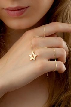 Dainty Minimal Star Necklace, 14k 18k 10k Solid Gold Diamond Star Necklace, Celestial Birthday Jewelry Gift, Thank you Gift for Women FEATURES * Solid Gold (real gold, not gold plated or gold filled material) * Gold Karat: 10K (417) - 14K (585) - 18K (750) (optional) * Pendant Height: 0.56 Inches (1.43 cm) * Pendant Width: 0.59 Inches (1.51 cm) * Available Gold Color: Yellow gold, rose gold and white gold (optional) * Diamond weight: Total 0.02 ct * Diamond color: G-H Color * Diamond clarity: SI Celestial Birthday, Diamond Star Necklace, Planet Necklace, Birthday Jewelry, Chain Extenders, Cameo Pendant, Diamond Star, Birthday Jewelry Gift, Custom Earrings