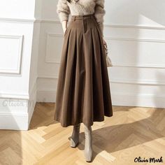 Olivia Mark - Womens Winter Maxi Skirt with High Waist, Flared Hem, Pleats, and Hip Coverage Brown Long Skirt, Long Skirt Winter, Maxi Skirt Winter, Winter Maxi, Retro Skirt, High Waisted Maxi Skirt, Flowy Design, Winter Chic, Pleated Maxi Skirt