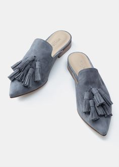 The Mirella tassel mule in gray suede Manolo Blahnik Maysale, Summer Mules, Artisan Fashion, Tassel Shoes, Shoes Hack, Mule Shoes, Women's Mules, Shoes Stand, Feminine Chic