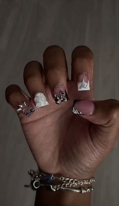 White Junk Nails Short, Nails Without Rhinestones, Short Junk Nail Designs, Junk Nails Bling, Short Junk Nails, Birthday Nail Set Ideas, Edgy Nails, Exotic Nails