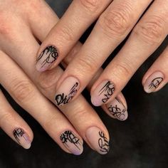 Grafitti Nails, Witchy Nails, Edgy Nails, Colorful Nails, Grunge Nails, Minimal Nails, Pretty Gel Nails