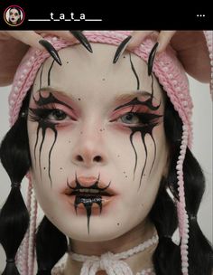 Large Stretched Ears, Drag Inspired Makeup, Pink Goth Makeup, Gothic Clown Makeup, Unconventional Makeup, Spider Makeup, Monster Makeup