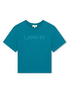 turquoise blue-green cotton jersey texture logo print to the front crew neck short sleeves cropped straight hem Blue Cropped Graphic Tee With Letter Print, Blue Crew Neck Top With Logo, Casual Cropped Cotton T-shirt With Embroidered Logo, Blue Crew Neck Cropped T-shirt For Streetwear, Casual Cropped T-shirt With Embroidered Logo, Blue Cropped T-shirt With Crew Neck For Streetwear, Blue Cropped Crew Neck T-shirt For Streetwear, Sporty Blue Cropped T-shirt With Letter Print, Blue Relaxed Fit T-shirt With Logo