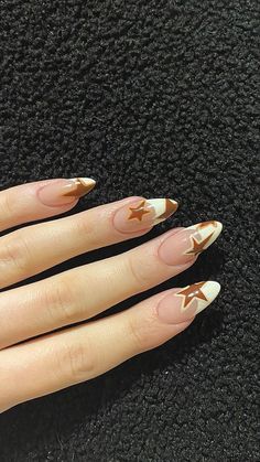 Brown Star Nails, Star Nails French Tip, Unique French Tip Nails Design, Star French Tip Nails, Nail Inspo Birthday, Stars Nails, Pink Tip Nails, Hello Nails, Simple Gel Nails