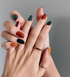 Minimal Nails, Thanksgiving Nails, Fall Nail Art, Short Nail Designs, Chic Nails, Gel Nail Art, Nail Polishes, Trendy Nails