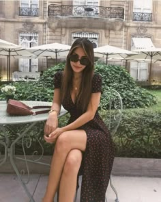 Gaun Fashion, Europe Outfits, Paris Outfits, Vestidos Vintage, French Chic, Pastry Chef, 가을 패션, Mode Inspiration, Night Outfits