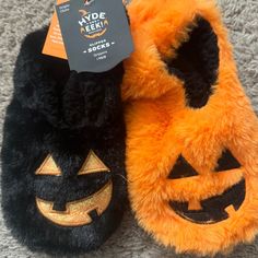 Please Check Out The Closet For Other Halloween Items For Your Home And Entire Family. All Items Come From A Pet And Smoke Free Home. Halloween Slippers, Target Halloween, Boo Basket, Target Shoes, Fuzzy Slippers, Halloween Items, Halloween Black, Slipper Socks, The Closet