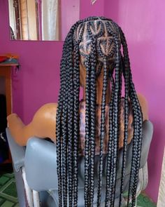 Heart Braid Knotless Braids, Braided Hearts Hairstyles, Heart Knotless Braids With Curls, Heart Parted Knotless Braids, Heart Shape Knotless Braids, Heart Shaped Braids For Black Women, Heart Shaped Cornrows Black Women, Heart Shaped Parts Box Braids, Heart Shape Box Braids