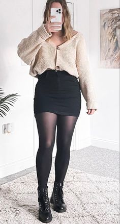 Trendy Date Night Outfit, Elegante Casual, Mode Inspo, Fall Fashion Outfits, Edgy Outfits, Black Tights, Looks Style