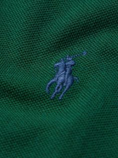 Polo Ralph Lauren’s polo shirts are a reliable staple you’ll love for years. Cut for a slim fit, this style is made from breathable cotton-piqué and embroidered with the brand's signature pony emblem at the chest. The contrasting trims add to its preppy feel. Ralph Lauren Slim Fit, Fit Logo, Ralph Lauren Collection, Pique Polo Shirt, Ralph Lauren Outfits, Suede Jacket, Short Sleeve Polo, Polo Shirts, Logo Embroidered