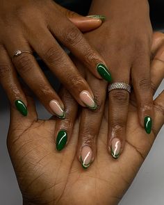 Dark Green Nails On Black Women, Emerald Green Natural Nails, Sage Green Nails With Gold, Cute Dark Green Nails, Green Nails Black Women, Green Nails Simple, Short Green Nails, Green And White Nails, Cute Nail Ideas Summer