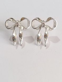 Bow Ribbon studs hand made from Sterling Silver 22.5 mm x 20 mm An elegant stylish bow Classic Bow Earrings For Party, Silver Ribbon Earrings For Formal Occasions, Prom Earrings, Bow Earrings, Jewelry Inspo, Jewelry Earrings Studs, Beautiful Earrings, Hippie Boho, My Jewellery