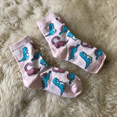 Adorable Never Worn Dinosaur Pattern Socks. Dinosaur Socks, Funky Socks, Dinosaur Pattern, Cute Dinosaur, Patterned Socks, Christmas Wishlist, Socks Women, Socks, Purple