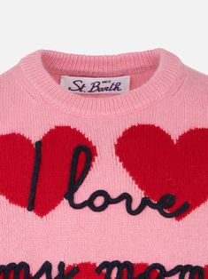 Girl pink blended cashmere sweater Red hearts jacquard printI Love my Mom embroideryCrewneckRibbed collar bottom and cuffsRegular fitComposition: 35% Wool 30% Viscose 20% Cashmere 15% Polyamide Mom Embroidery, I Love My Mom, Love My Mom, Hearts Print, I Love Mom, Red Hearts, Girls Sweaters, Cashmere Sweater, Heart Print