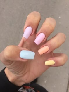 Pretty Nails Glitter, Nails Tumblr, Acrylic Nails Coffin Short, Rainbow Nails, Nails And Hair, Short Acrylic Nails Designs