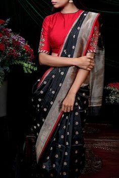 Shop for Shimai Jayachandra Black Floral Woven Saree for Women Online at Aza Fashions Black Saree Online, Red Saree Blouse, Banarasi Sari, Silk Tulips, Saree Blouses Online, Floral Saree, Saree For Women, Black Saree, Red Saree