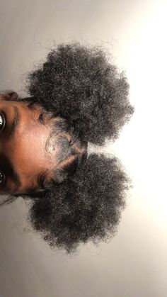 Natural Hair Bun Styles, Natural Hair Stylists, Hair Puff, Quick Natural Hair Styles, Braided Hairstyle, Pelo Afro, 4c Natural Hair, Trendy Hairstyle, Natural Curls Hairstyles