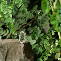 Each precisely cut emerald diamond encircles the band with a captivating, clean-lined sparkle that embodies both modern sophistication and classic allure.Wear this band as a standalone statement or pair it with other favorites to complete your look with sustainable brilliance.
#devjewels #labgrowndiamond #diamondring #eternityband #emeraldeternity #labgrownluxury #forevergreenelegance