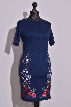 Desigual Womens Short Sleeve Dress Navy Blue Embroidered Flowers Size 34 Measurements: Pit to Pit:  40 cm / 15,7 inch Collar to hem:  86 cm /  33,9 inch  Please check all Size Details and Photos Shipping with tracking number We send item within 1-2 business day after payment Delivery time :    14-21 days for Europe 14-30 days for USA. Australia, Canada : 21-40 days  We have Return and Refund Policy. Any Questions please ask.... Happy bidding and good luck. Dress Navy Blue, Short Sleeve Dress, Navy Blue Dresses, Dress Clothes For Women, Embroidered Flowers, Good Luck, Sleeve Dress, Ukraine, Short Sleeve Dresses