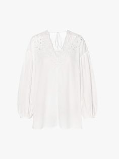 MO&Co. Women's Volume Sleeves Cotton Blouse Made from 100% cotton, this blouse is soft, breathable, and comfortable to wear. Designed with a charming Broderie Anglaise design, the V-neckline adds a touch of elegance, while the volume sleeves add a playful, modern twist. Pair it with your favorite jeans or a skirt for a chic look. Features : - Regular fit- V-neckline and volume sleeves- Delicate broderie anglaise design Code: MBD2TOPT52The back length of size S is 50.3cmMATERIALS & CARE Material: Spring V-neck Blouse With Chikankari Embroidery, V-neck Blouse With Lace Trim For Daywear, Summer V-neck Blouse With Chikankari Embroidery, Spring V-neck Chikankari Embroidered Top, Elegant V-neck Blouse With Broderie Anglaise, Elegant Embroidered Cotton V-neck Top, Cotton V-neck Blouse With Floral Embroidery, White V-neck Blouse With Chikankari Embroidery, V-neck Broderie Anglaise Top