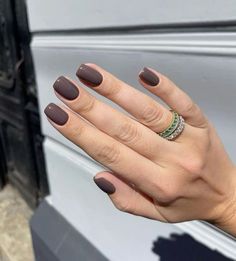 Embrace the season with Fall Nails Trendy 2024: Must-Try Nail Designs for This Season! Featuring warm shades like deep burgundy, burnt sienna, and forest green, paired with chic details like plaid and gold accents. Perfect for any occasion, these trendy designs will keep your nails stylish all autumn long. 🍁✨ #FallNailsTrendy2024 #MustTryNailDesigns #AutumnNails #SeasonalNailArt #NailInspo #ChicNails Nail Shades, Kutek Disney, September Nails, Fall Gel Nails, October Nails, Cute Nails For Fall, Nagel Tips, Smink Inspiration, Casual Nails