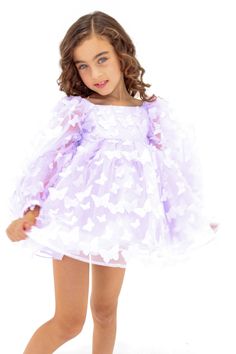 The most perfected magical short puff sleeve lavender dress. Perfect for any occasion, it's subtle & elegant yet fun! This voluminous puff sleeve dress has a layered organza, a round high neckline, with a v-low back brought together by a lavender pearl button.  Bloomers included for sizes 6m-7yrs.    COMPOSITION OU Lavender Butterfly, Taylor Outfits, Lavender Dress, Organza Sleeves, Short Puff Sleeve, Lavender Dresses, Baby Doll Dress, Butterfly Baby, Dress Up Costumes