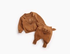 Baby Animal Sweatshirt Outfit - Momorii Playful Winter Sets With Crew Neck, Playful Crew Neck Winter Sets, Cotton Crew Neck Sets For Fall, Fall Cotton Sets With Crew Neck, Cute Cartoon Print Fall Sets, Cute Cartoon Print Sets For Fall, Cotton Cartoon Print Sweatshirt For Loungewear, Brown Long Sleeve Winter Sets, Long Sleeve Fleece Sets For Fall