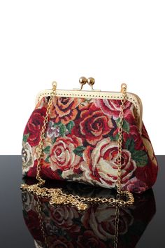 The Red evening bag in French tapestry  are a unique piece of the Olga's Luxury Creation. They will sublimate you during your galas, parties and events. Elegance, style and originality are the key parts of these creations. The use of quality materials, advanced know-how are essential values to offer you the best creations. What are you waiting for to sublimate yourself and being original, come to discover our large collection of evening bags. Our collection of Red evening bag with Floral print o Luxury Tapestry Bags, Vintage Tapestry Bag, Handmade Tapestry Evening Bags, Handmade Tapestry Bags For Evening, Vintage Red Bags For Wedding, Elegant Tapestry Bag For Gift, Elegant Tapestry Bags For Gifts, Elegant Tapestry Bag As Gift, Elegant Tapestry Bag Suitable For Gift