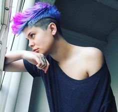 Enby Fashion, Tomboy Hairstyles, Fabulous Hair, Undercut, Hair Ideas, Hair Wrap, Short Hair Styles, Hairstyles