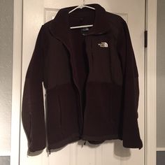 Chocolate Brown North Face Fleece. In Excellent Condition. Looks Brand New Still. Brown North Face Jacket, Brown Fleece Jacket, Brown North Face, North Face Fleece, The North Face Jackets, North Face Jackets, North Face Women, North Face Jacket, Chocolate Brown